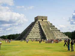 Percorrendo Chichén Itzá